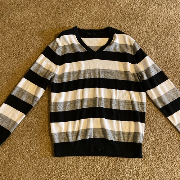 Men’s sweater - Picture 1 of 1